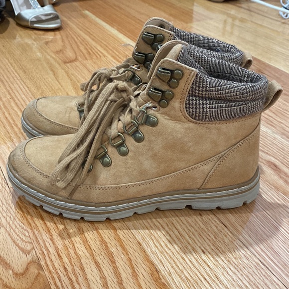 Camel boots - Picture 3 of 3